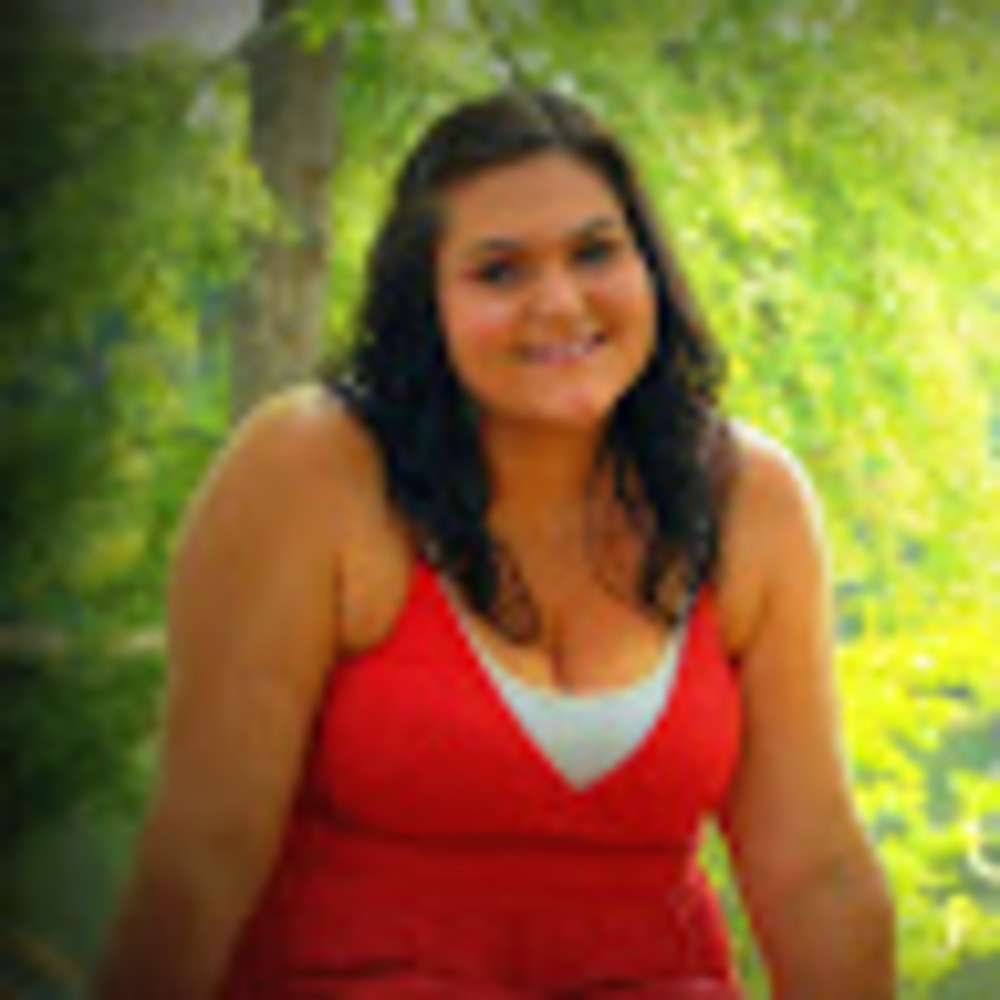 Meet your Posher, Caitlin